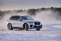 foto: BMW iX5 Hydrogen_09.jpg