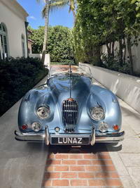 foto: David Beckham Lunaz Jaguar XK140 1954 electrico_05.jpg