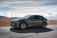 foto: Lexus RZ 450e 2022_07.jpg
