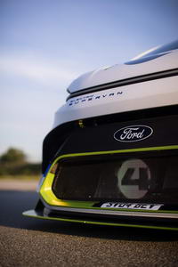 foto: Ford Pro SuperVan Electrica_13.jpg