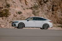 foto: Honda Civic eHEV precios_03.jpg