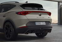 foto: Cupra Formentor VZ5 Taiga Grey_06.jpg