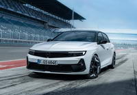 foto: Opel Astra GSe_01.jpeg