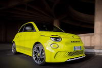 foto: Abarth 500e 2023_04.jpeg