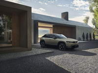 foto: Mazda MX-30 e-Skyactiv R-EV_16.jpg