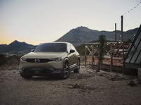 foto: Mazda MX-30 e-Skyactiv R-EV_17.jpg