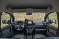 foto: Renault Kangoo E-Tech Combi_11.jpg