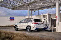 foto: BMW iX5 Hydrogen flota 2023_03.jpg
