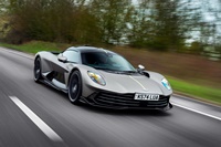 foto: Aston Martin Valhalla_01.jpg