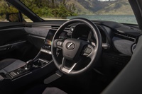 foto: Lexus LBX_19.jpg