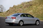 foto: vw-jetta-2014 trasera 3-4 [1280x768].jpg