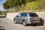 foto: Mitsubishi Outlander PHEV 2014 trasera 1 [1280x768].JPG