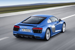 foto: Audi R8 V10 2015 trasera dinamica.jpg