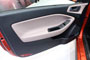 foto: Hyundai-i20-Coupe-2015-interior-puerta.jpg