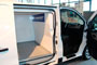 foto: Renault-Trafic-2014-Int.-Isotermo-puerta-lat.jpg