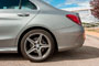 foto: Mercedes-C220-BlueTec-pack-AMG-ext.-lateral-rueda-trasera.jpg
