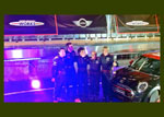 foto: Mini Metro Race 2015 pilotos con Mini John Cooper Works 2015.jpg