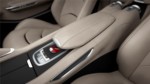 foto: 9. Ferrari_GTC4Lusso_fr_3_4_LR interior.jpg