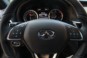 foto: 51 Infiniti Q30 2016 interior volante.JPG