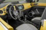 foto: 30 vw-beetle-dune-cabrio 2016 dorado interior.jpg