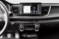 foto: 29 Kia-Rio_2017 interior salpicadero pantalla.jpg