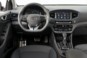 foto: 23 Hyundai Ioniq hibrido interior salpicadero.jpg