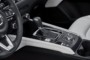 foto: 27 Mazda CX-5 2017 interior consola central palanca.jpg