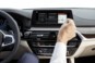 foto: 66 BMW 540i M Sport 2017 interior salpicadero idrive control gestual.jpg