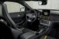 foto: 61 Mercedes-AMG  GLA 45 4MATIC Restyling 2017 Yellow Night Edition cosmos black interior salpicadero.jpg