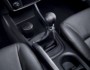 foto: 24 SsangYong Korando 2017 interior cambio manual.JPG