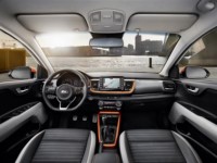 foto: 06 Kia Stonic 2017.jpg