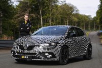 foto: 02 Renault Mégane RS 2017 camuflado.jpg