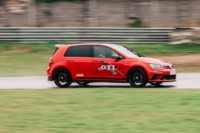 foto: 14 Volskwagen Golf GTI TCR.jpg