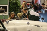 foto: Autoretro Barcelona 2017 edad media de los asistentes entre 40 y 54 años.jpg