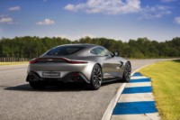 foto: 01b Aston Martin Vantage 2018.jpg