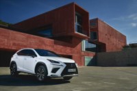 foto: 04 c Lexus NX 300h 2018 Restyling.JPG