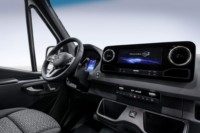 foto: 02 Mercedes Sprinter 2018 interior salpicadero.jpg
