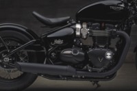 foto: 05 Triumph_Bonneville _Bobber_Black_2018.jpg