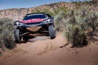 foto: 03c Campeones Carlos Sainz Lucas Cruz Peugeot 3008 DKR Maxi - Dakar 2018.jpg