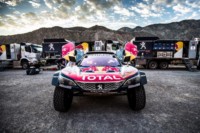 foto: 03g Campeones Carlos Sainz Lucas Cruz Peugeot 3008 DKR Maxi - Dakar 2018.jpg