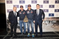 foto: 16 Carlos Sainz Lucas Cruz ganan Dakar 2018 Peugeot 3008 DKR Maxi.jpg