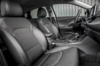 foto: 26b Hyundai i30 Fastback 2018 asientos delanteros.jpg