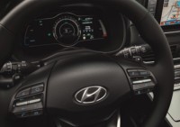 foto: 08 Hyundai Kona Electric 2018 interior volante cuadro.jpg