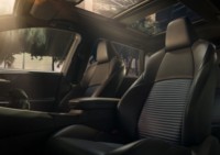foto: 22 Toyota Rav4 2019 USA interior asientos techo.jpg
