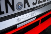 foto: 07 Audi e-tron prototype.jpg