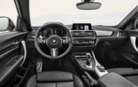 foto: bmw-serie-2-coupe-restyling-2017 13 m240i interior salpicadero.jpg