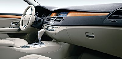 Renault_Laguna_Grand_Tour_401