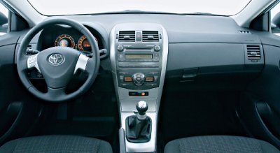 Toyota_Corolla_Sedan_401