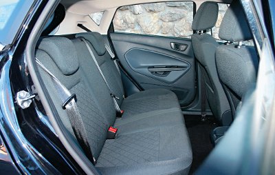 Ford_Fiesta_5p_1.4_GHIA_402 Ford_Fiesta_5p_1.4_GHIA_402