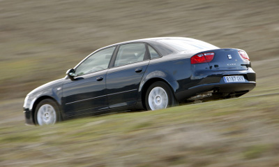 2-Seat_Exeo 2-Seat_Exeo